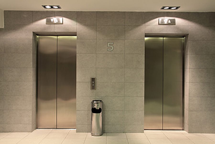 エレベーター設備 